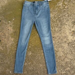 HOLLISTER Blue Women's Jeans Ultra High Rise Leggings